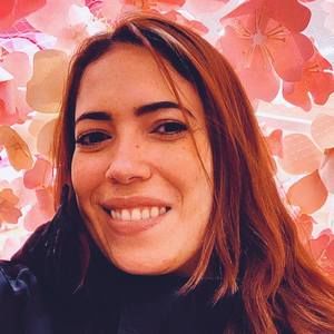 Meet your Posher, Thaís